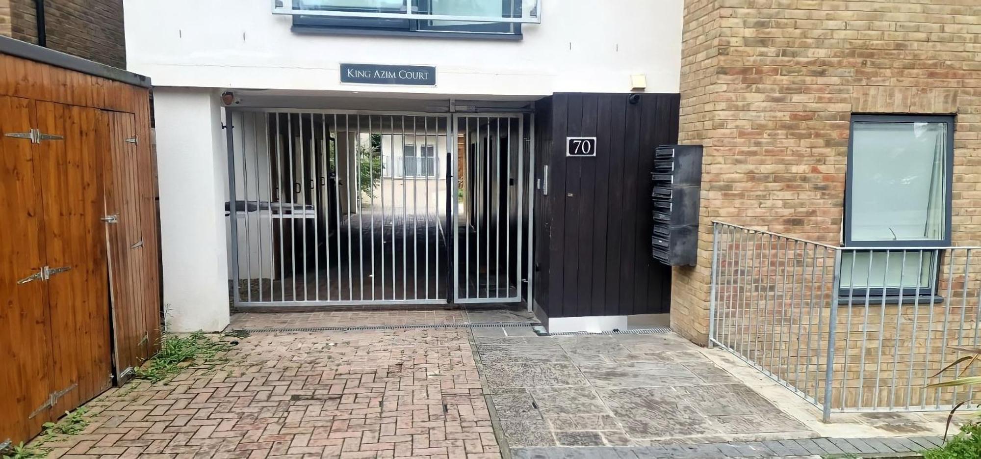 Penelope Ensuite Double Room London Exterior photo